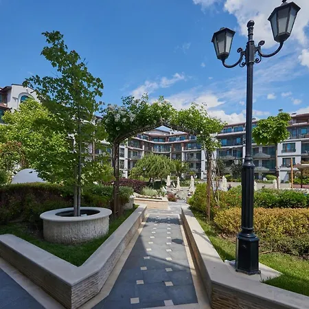 Aparthotel Rose Gardens Boutique By Asteri 4*