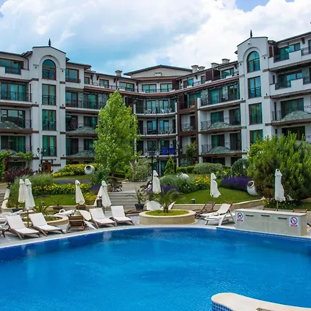 Aparthotel Rose Gardens Boutique By Asteri 4*