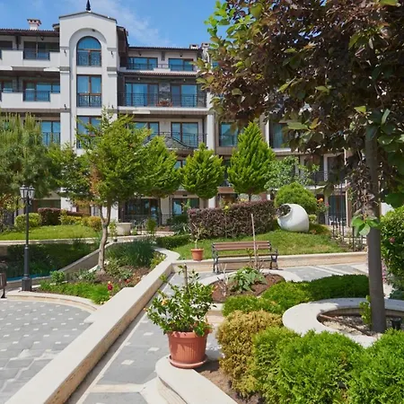 Rose Gardens Boutique By Asteri Aparthotel Pomorie